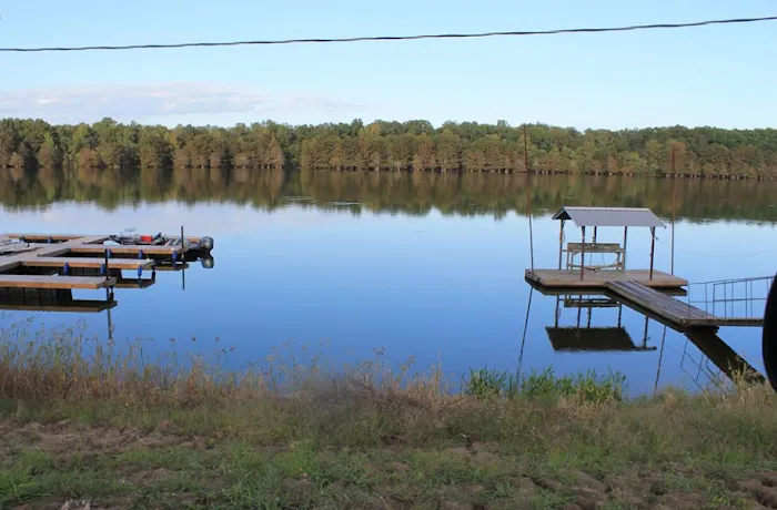 J&K Lakeside RV Park Picture 2