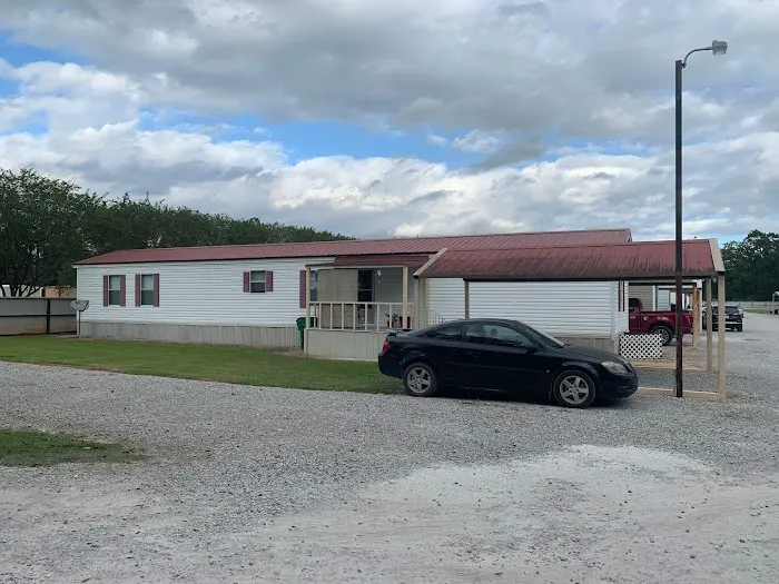 Evergreen Mobile Home Estates Picture 3
