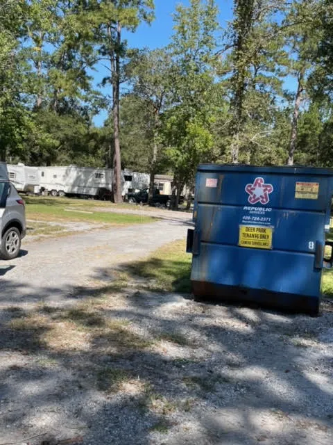 DeerPark Mobile Home and RV Park Picture 2