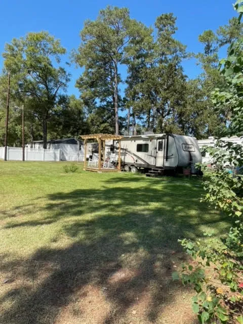 DeerPark Mobile Home and RV Park Picture 5