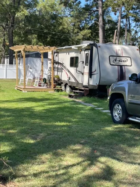 DeerPark Mobile Home and RV Park Picture 6