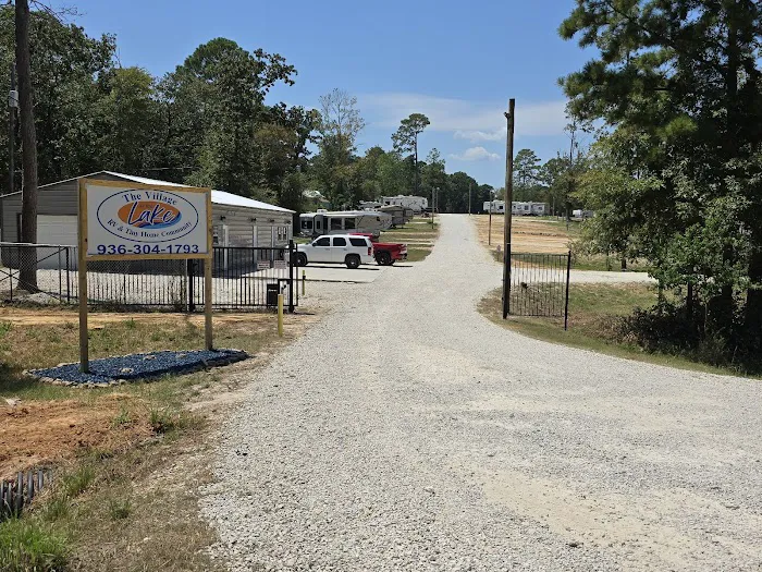 The Village at The Lake RV & Tiny Home Community Picture 6