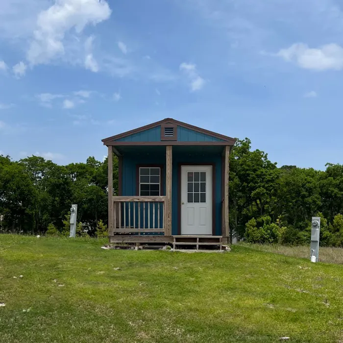 Livingston Lakeside RV Picture 5