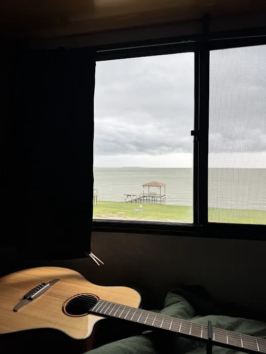 Livingston Lakeside RV Picture 10