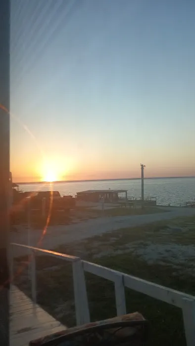 Livingston Lakeside RV Picture 9