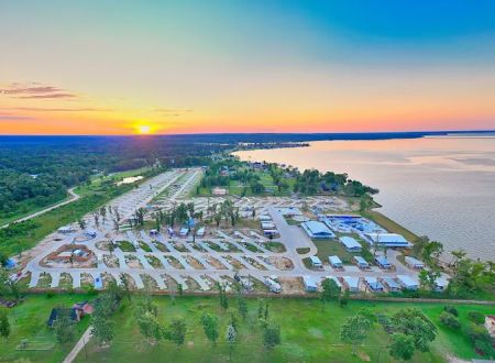Lagoon Ranch Luxury RV & Cabin Resort