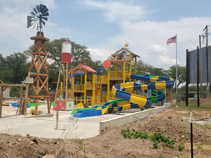 Jellystone Park™ Texas Wine Country Picture 1