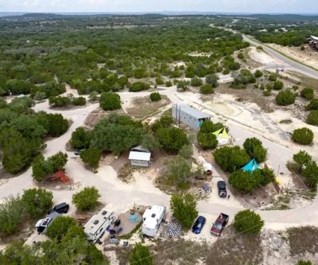 Ranch 3232