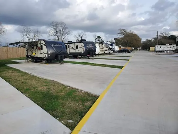 Bridge City RV Park Picture 6