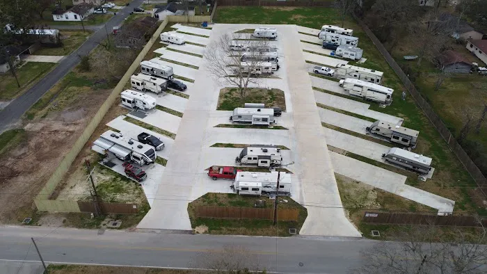 Bridge City RV Park Picture 9