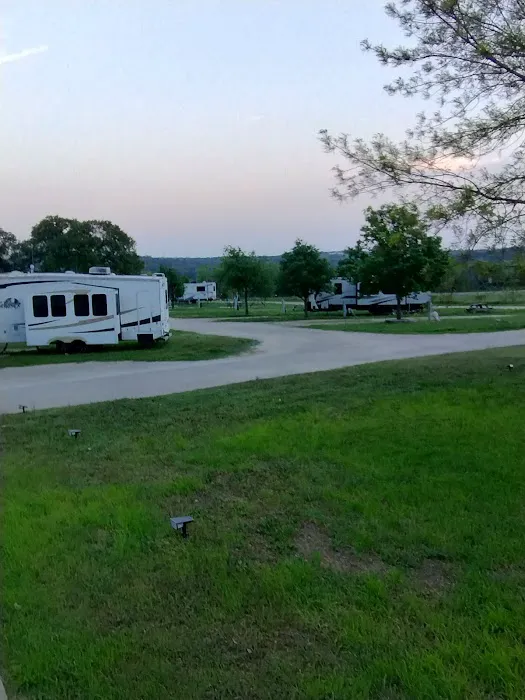 TTT RV Resort Picture 5