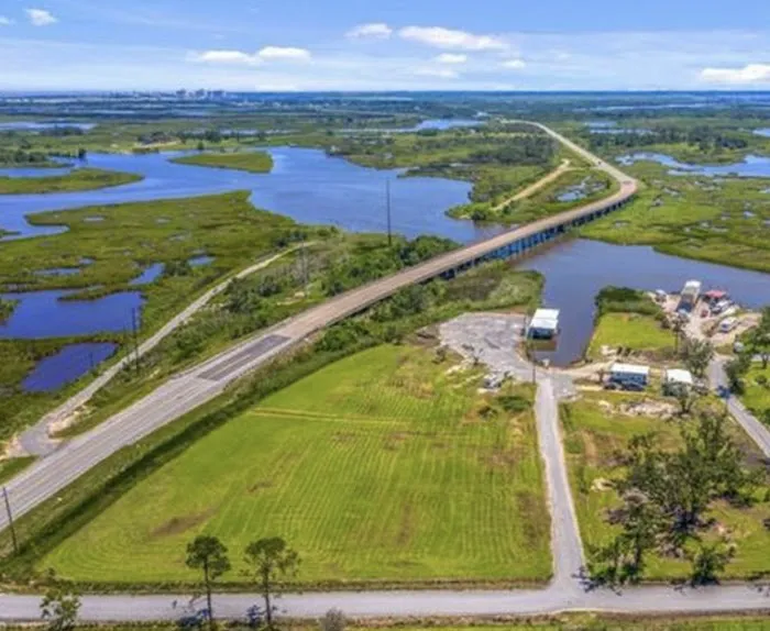 Bayou Oaks Resort & Marina Picture 3
