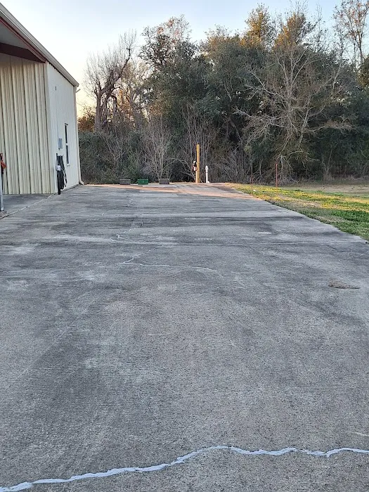 Rick's Private RV Padsite Picture 5