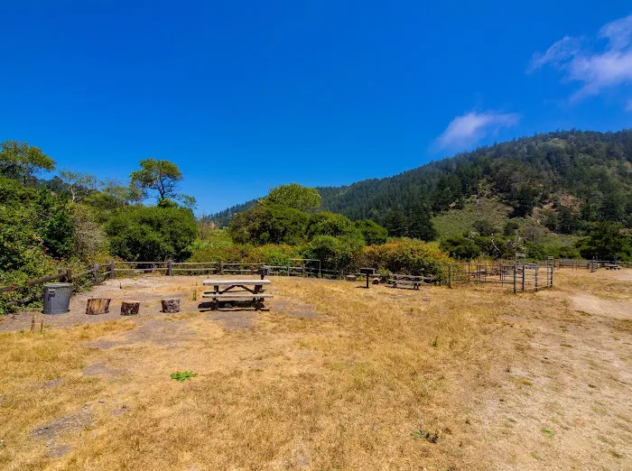Rancho del Oso Walk-in & Bike-in Campground Picture 4