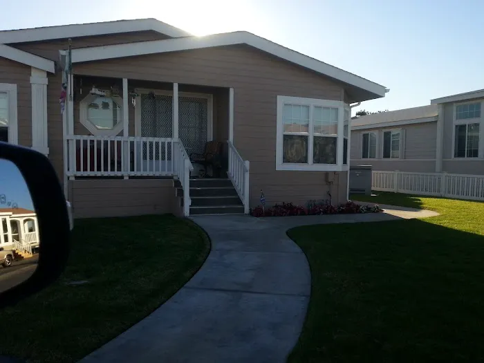 Rancho La Paz Mobile Home Park Picture 5