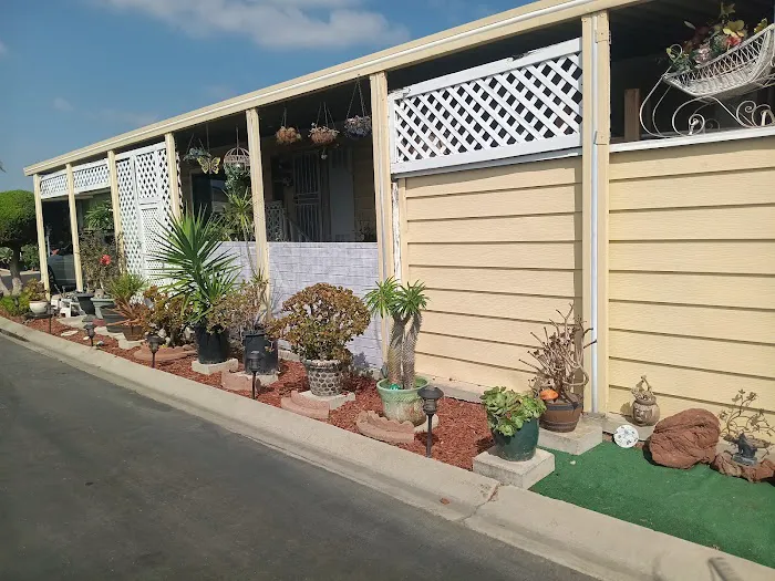 Kona Kai Mobile Home Park Picture 3