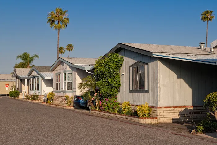Meadowlark Mobile Estates Picture 1