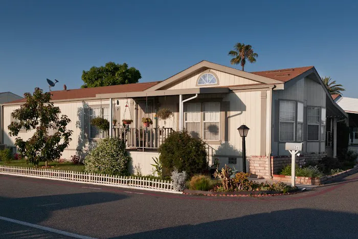 Meadowlark Mobile Estates Picture 3