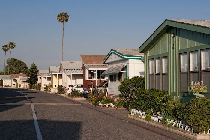 Meadowlark Mobile Estates Picture 2