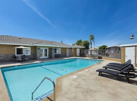 Holiday Mobile Home Estates