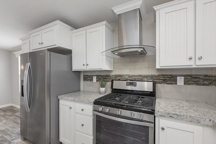 Holiday Mobile Home Estates Picture 4