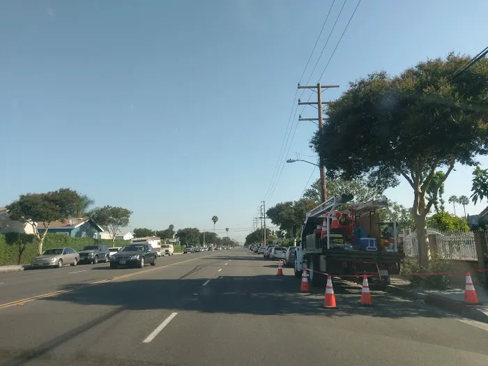 Del Prado Mobile Home Park Picture 8