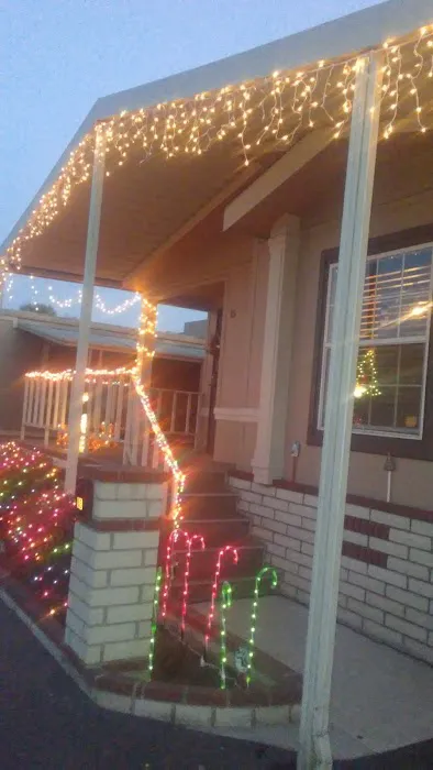 Anaheim Royal Mobile Home Park Picture 6