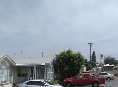 Twin Palms Mobile Home Park