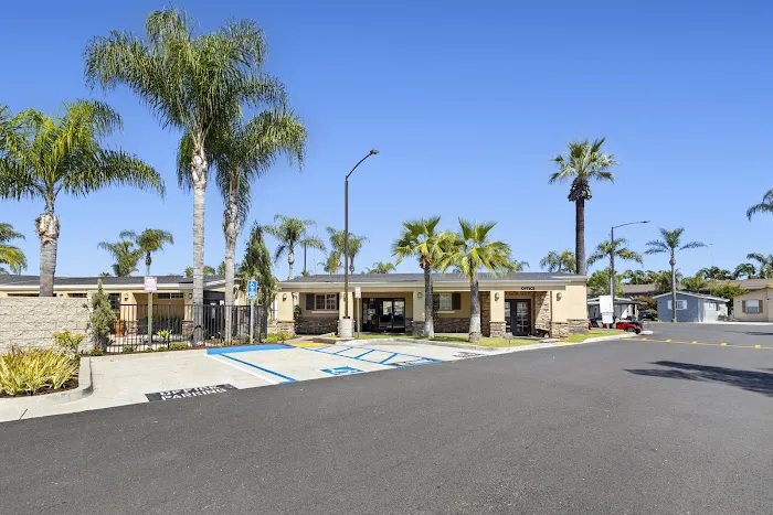 Palm Lodge Mobile Home Estates Picture 6