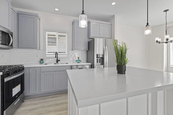 Palm Lodge Mobile Home Estates Picture 4