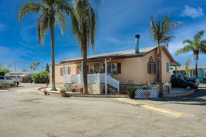 Tradewinds Mobile Home Park Picture 6