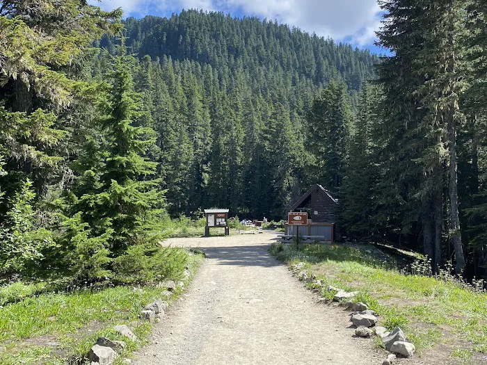 Mowich Lake Campground Picture 2
