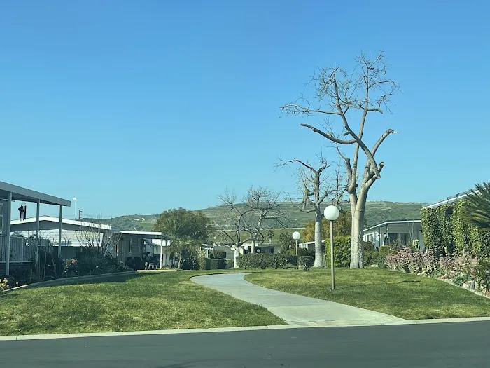 Lake Park Yorba Linda Picture 1