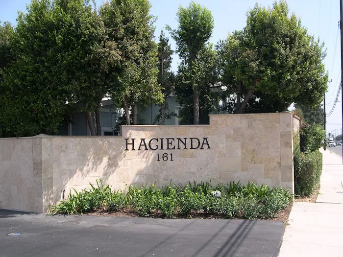 Hacienda Mobile Home Park Picture 1