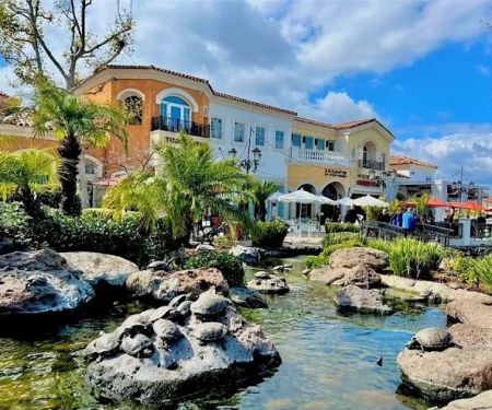 Calabasas Village Mobile Estates