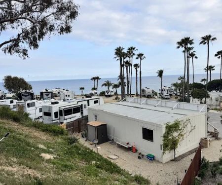 Surf Outpost - Malibu Campground