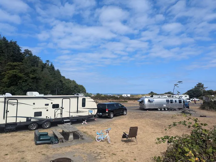 Fort Worden State Park Beach Campground Picture 6
