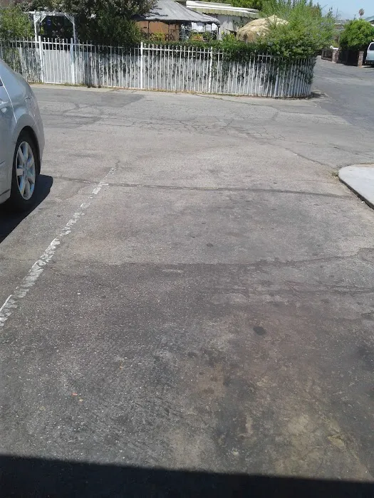 Shadow Hills Mobile Home Park Picture 5