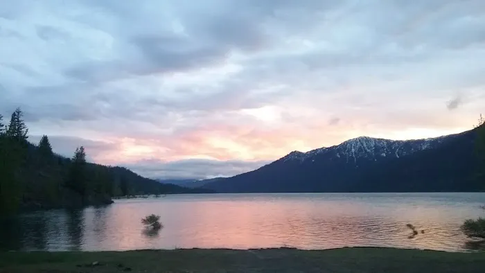 Cle Elum River Campground Picture 4