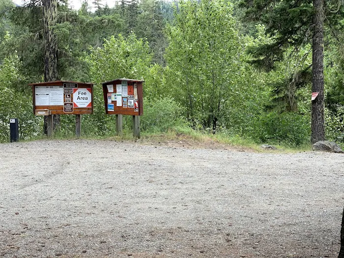 Red Mountain Campground Picture 7