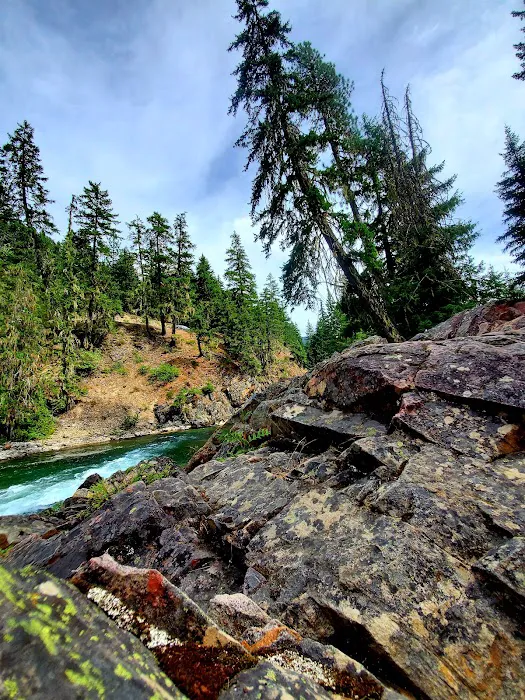 Salmon La Sac Campground Picture 10