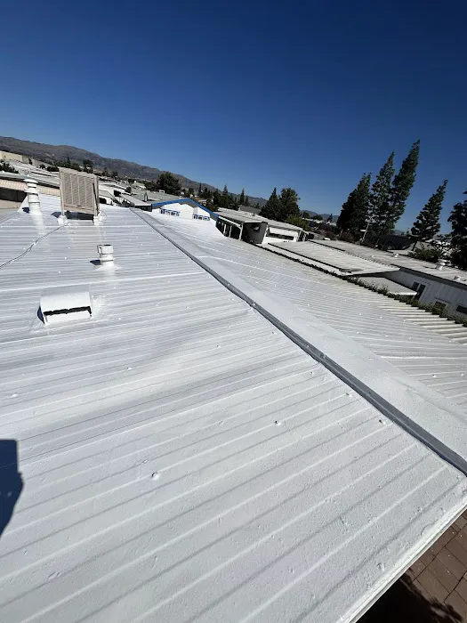 Eton Mobile Home Park Picture 6