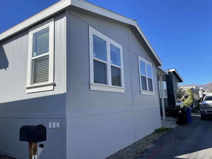 Valle Verde Mobile Home Park Picture 2