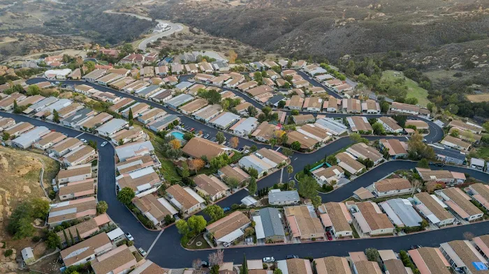 Mountain View Village Picture 2