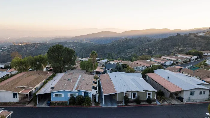 Mountain View Village Picture 7