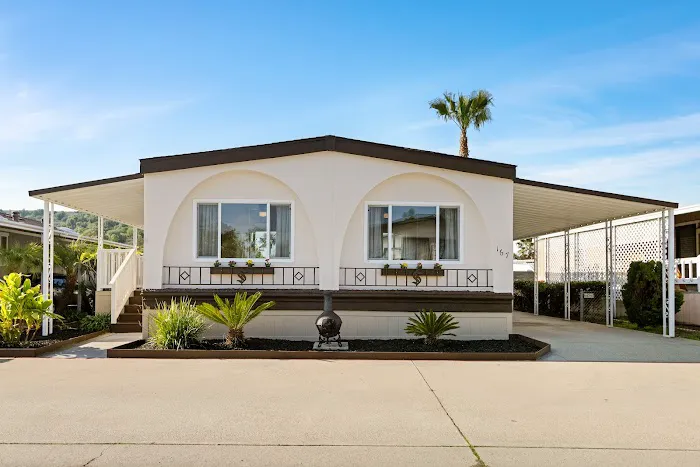 Walnut Hills Mobile Home Community Picture 1