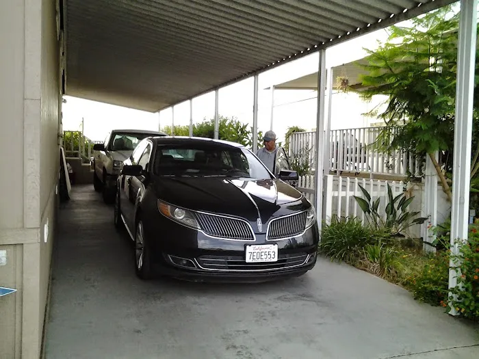 Pomona Islander Mobile Home Park Picture 8