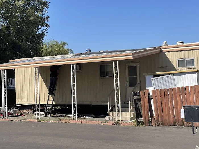 Western Skies Mobile Home Park Picture 5