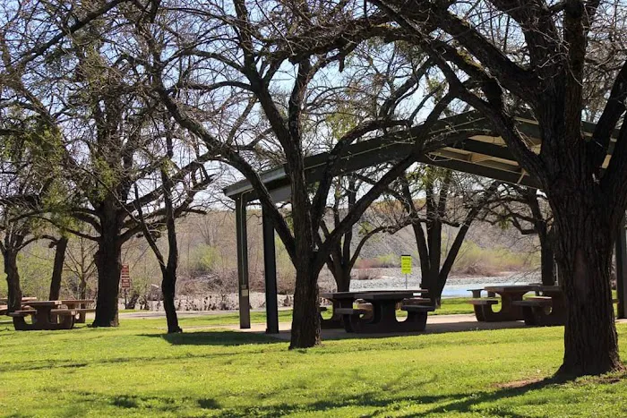 Sycamore Ranch Picture 3