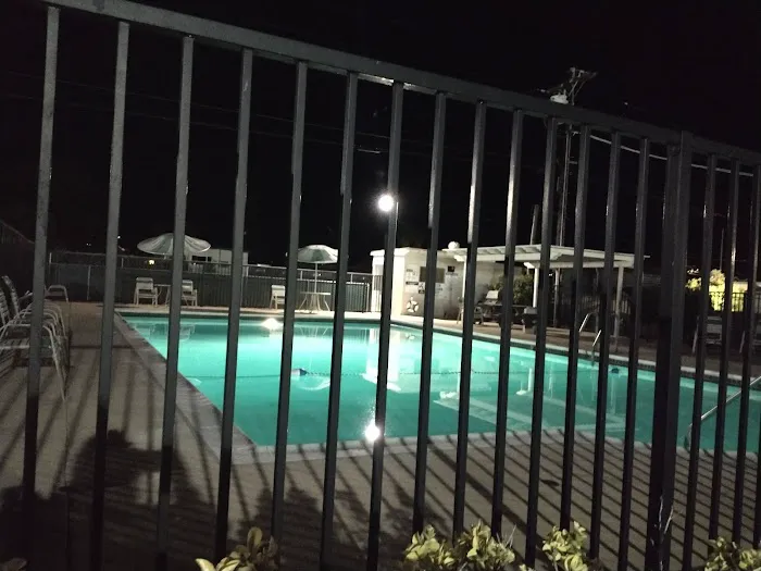 El Capitan Mobile Home Park Picture 10